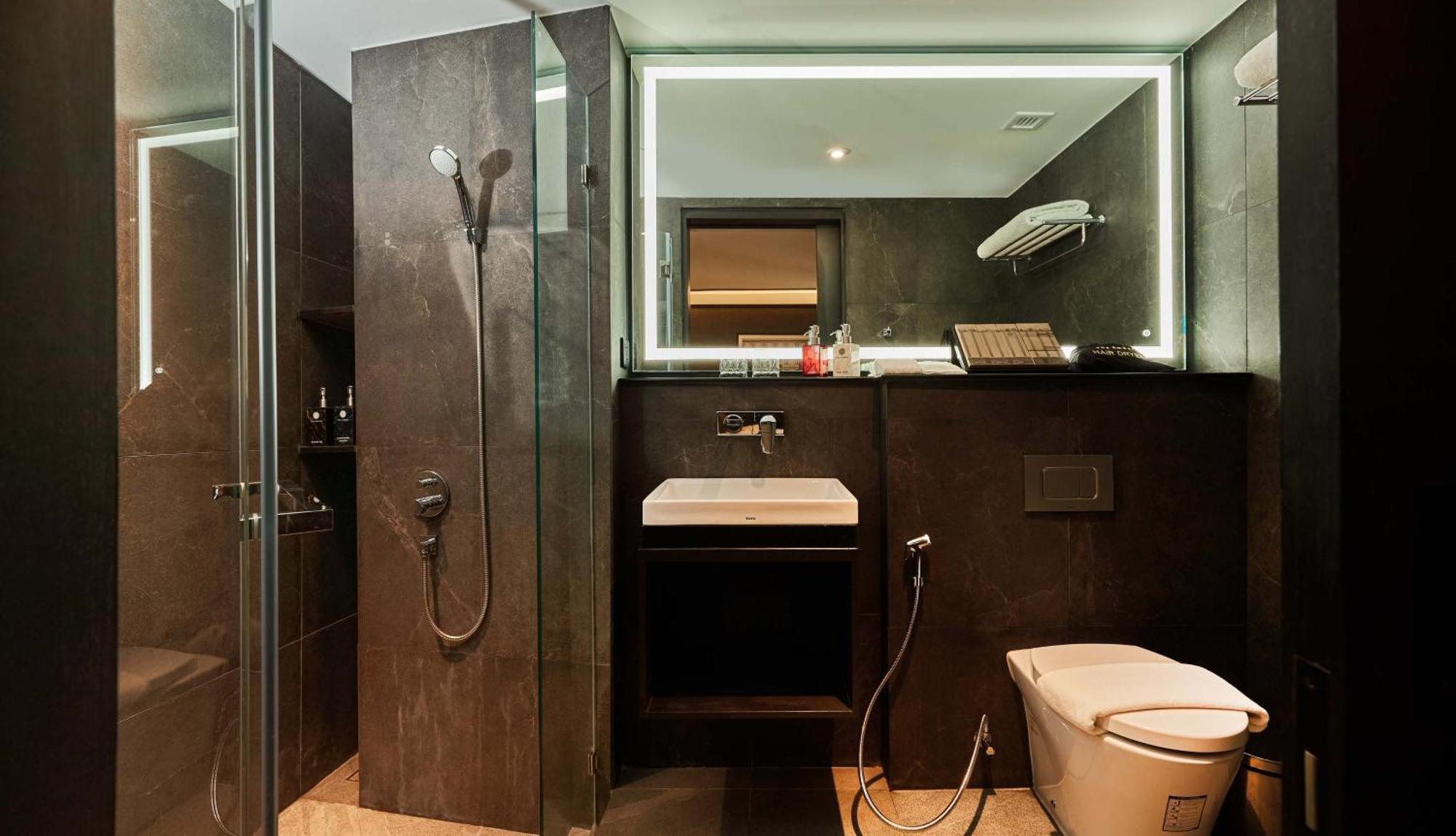 The Gravitique Hotel Khaosan Bangkok Dış mekan fotoğraf