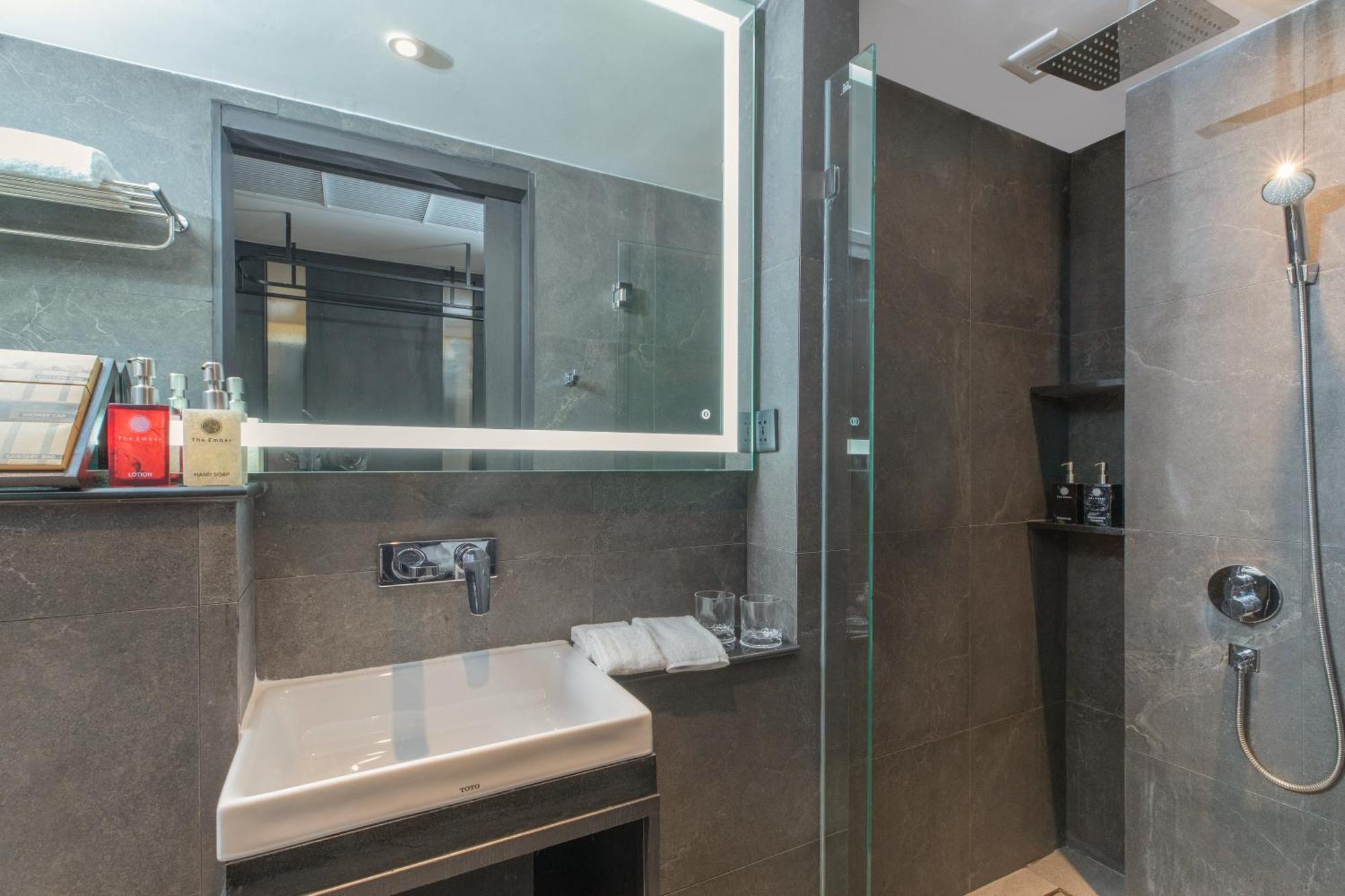 The Gravitique Hotel Khaosan Bangkok Dış mekan fotoğraf
