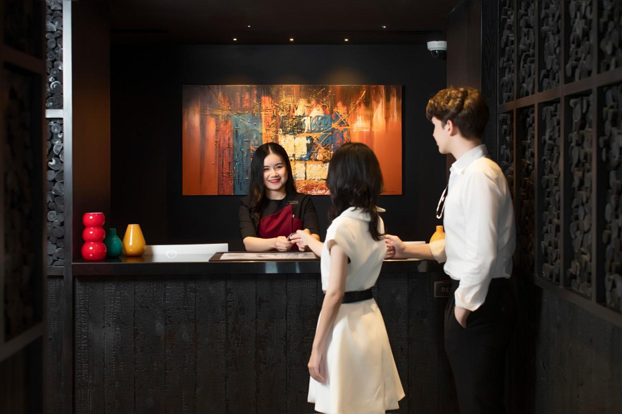 The Gravitique Hotel Khaosan Bangkok Dış mekan fotoğraf